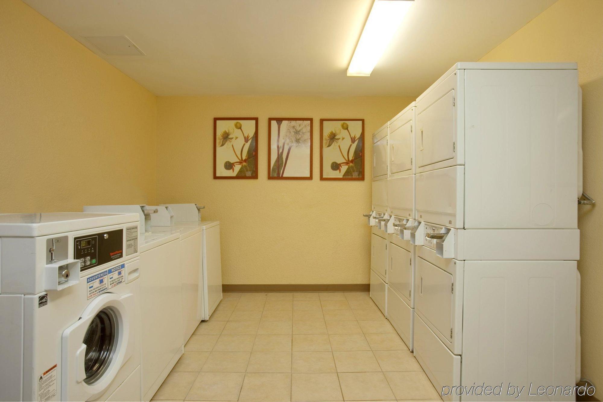 Extended Stay America Select Suites - St Louis - Westport - Craig Road Maryland Heights Eksteriør billede